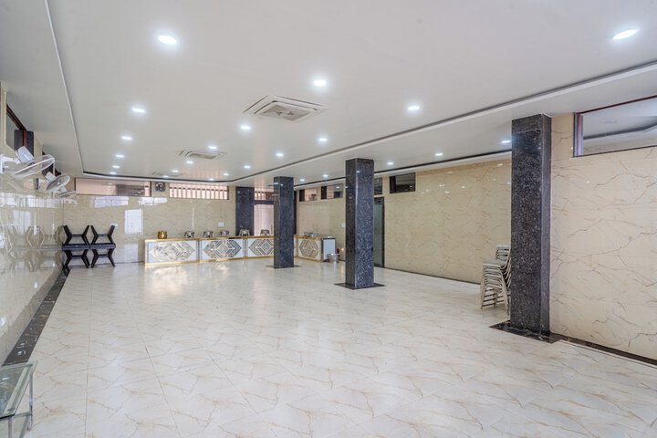 Ballroom/Hall 63 of 73