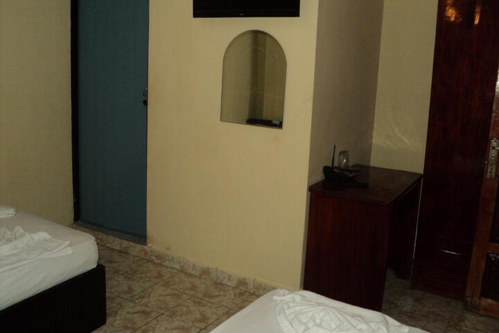 Room 1 of 5