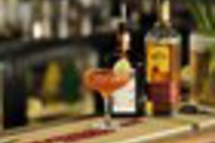 Lounge 59 of 78