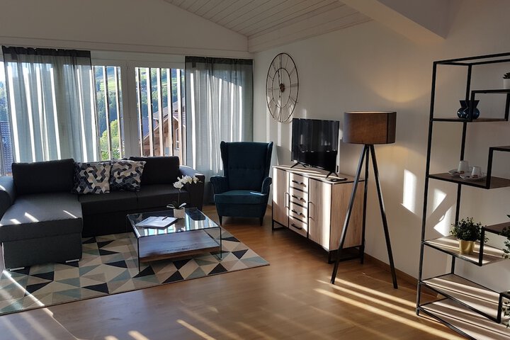 Room 42 of 103