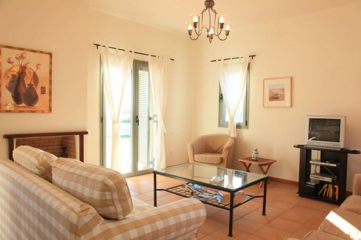 Room 10 of 73