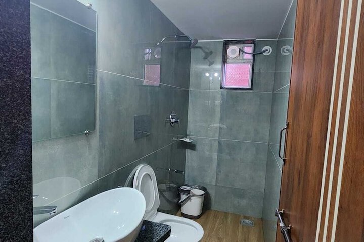 Room 19 of 40