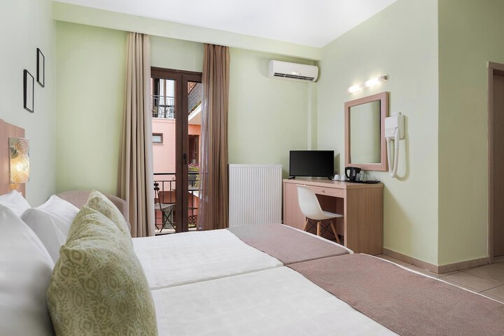 Room 30 of 70