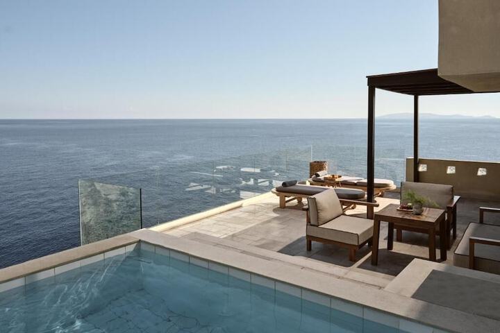 Pool 118 of 212