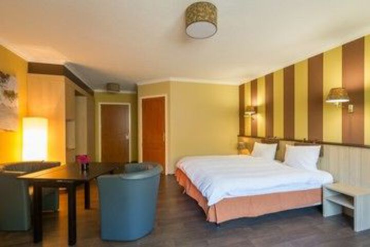 Room 12 of 41