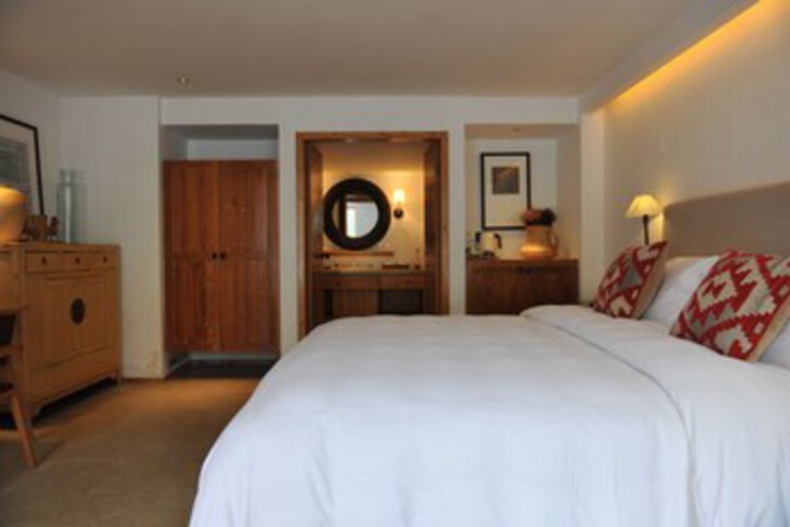 Room 68 of 111