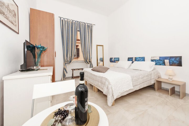 Room 16 of 20
