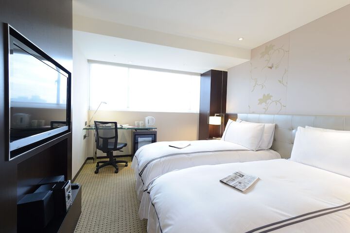 Room 13 of 41