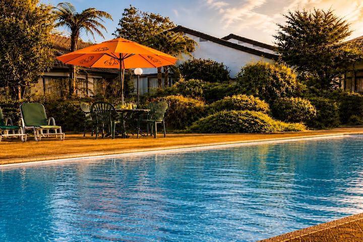 Hotel with Pool