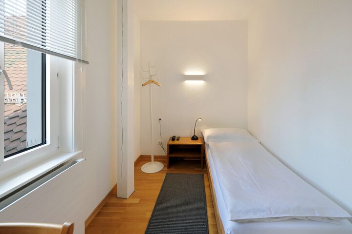 Room 8 of 56