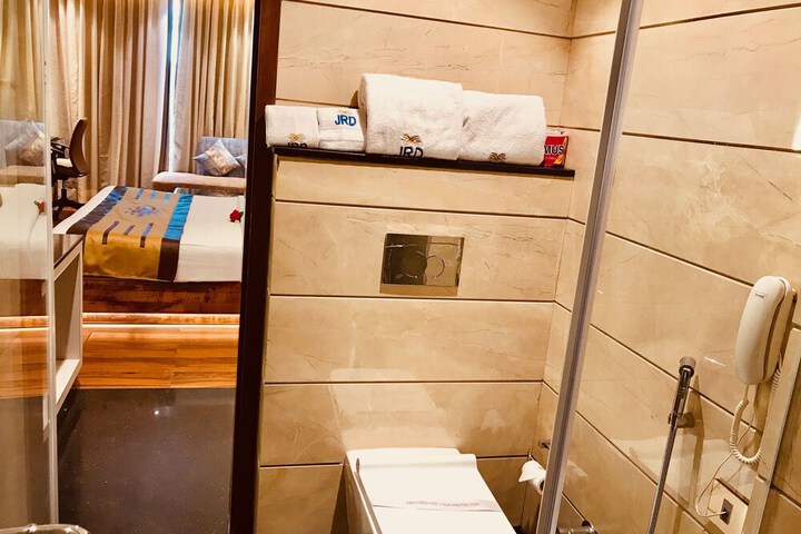 Room 81 of 110