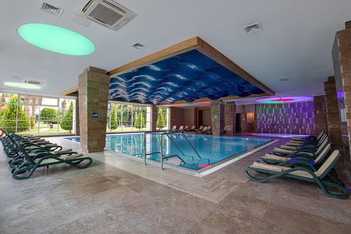 Pool 114 of 280