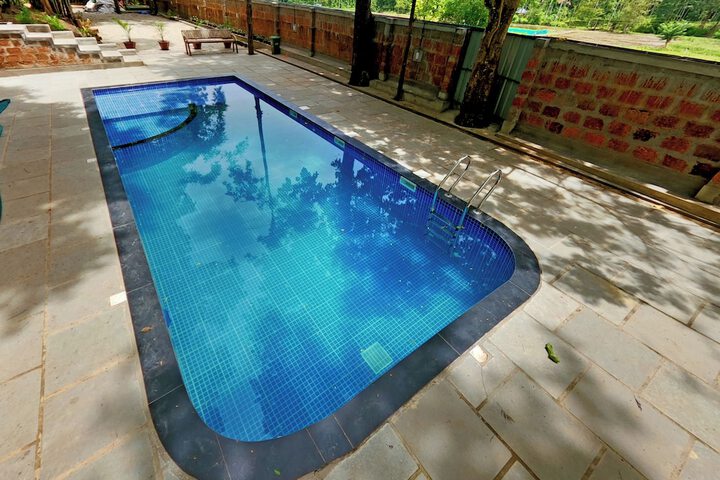 Pool 51 of 87
