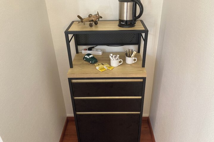 Room 13 of 64