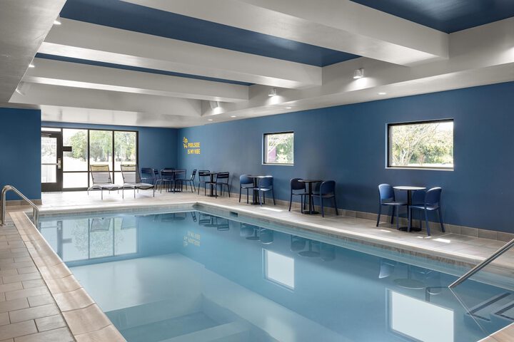 Pool image of Home2 Suites by Hilton Salisbury Fruitland