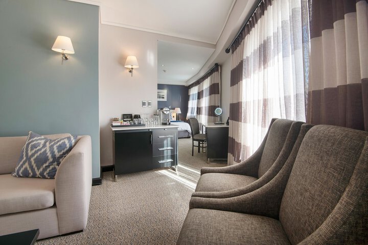 Room 45 of 155