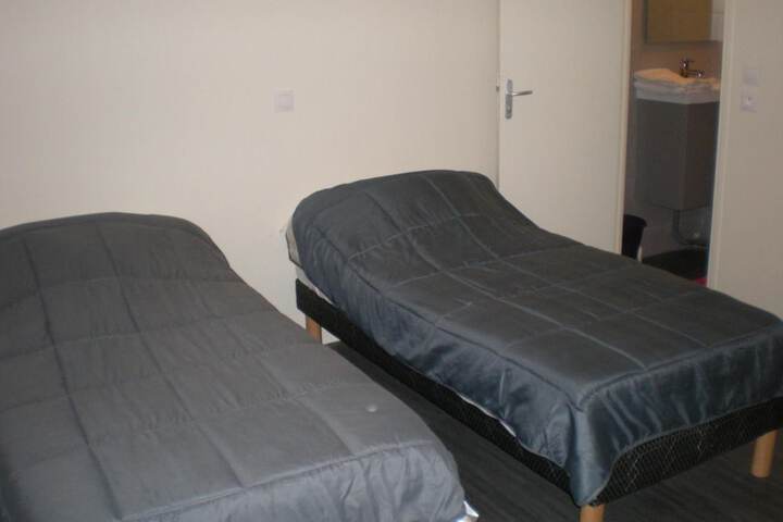 Room 11 of 45