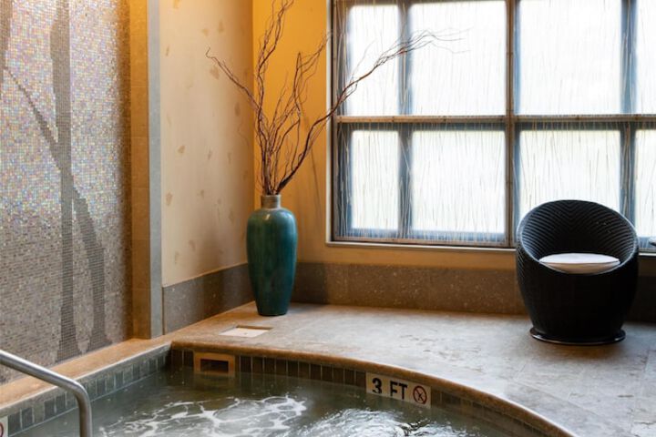 Spa 121 of 186