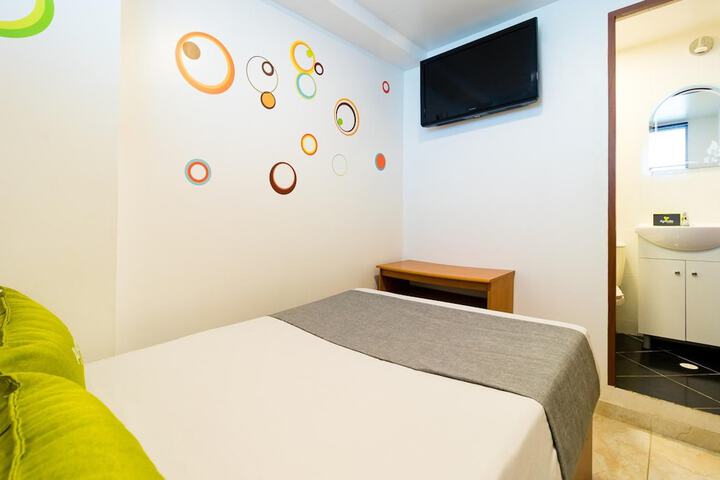 Room 26 of 46