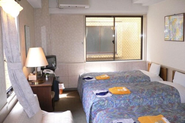 Room 18 of 39