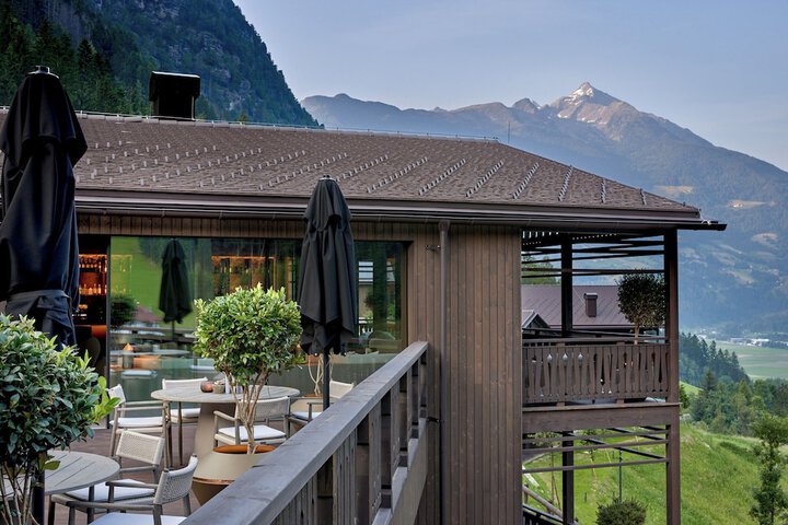 Terrace/Patio 7 of 27