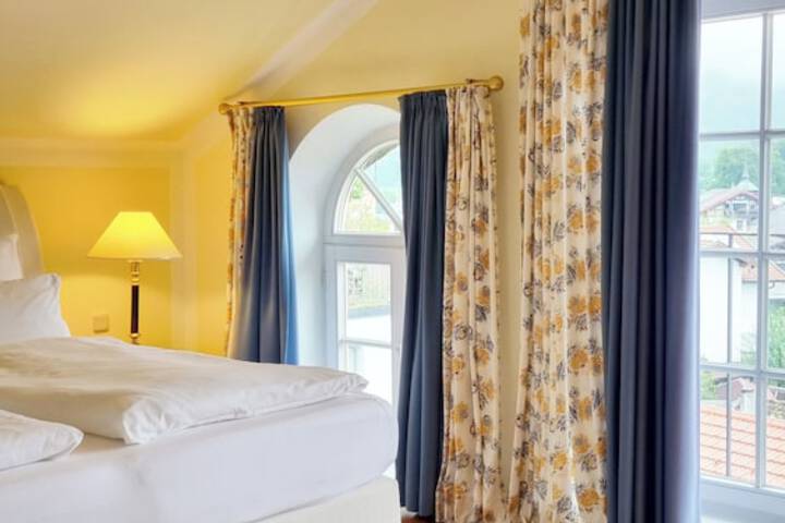 Room 20 of 111
