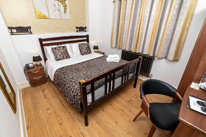 Room 43 of 74