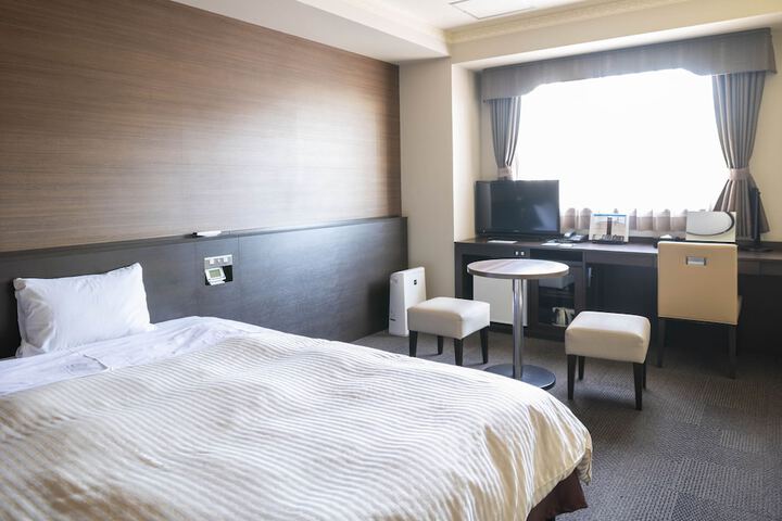 Room 18 of 72