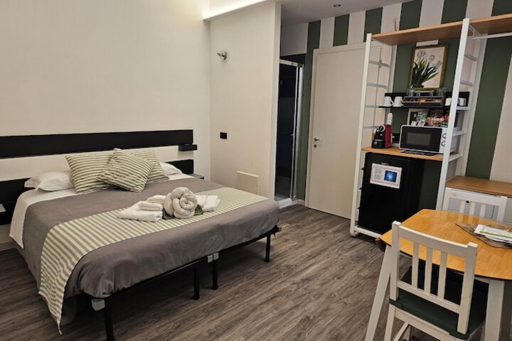 Room 26 of 76