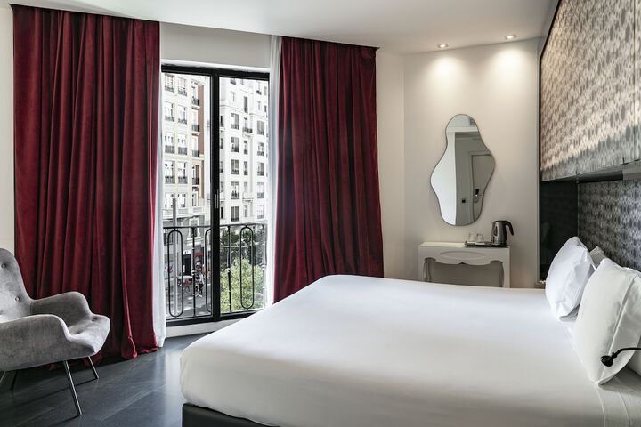 Room 10 of 52
