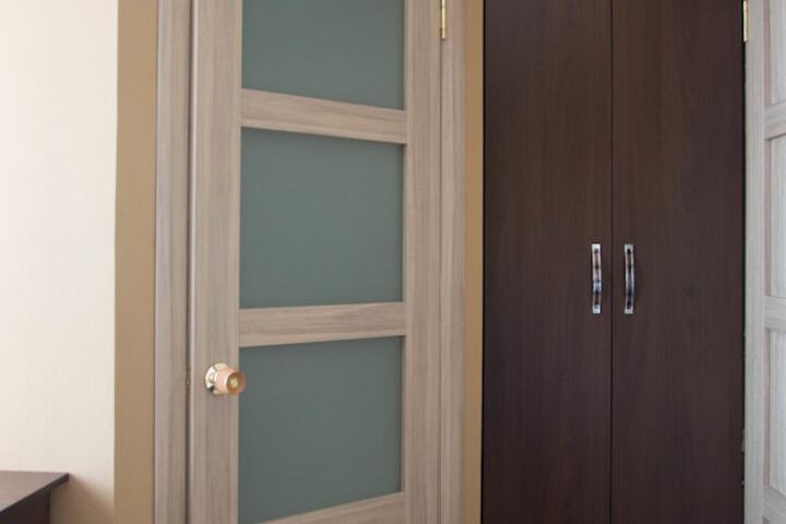 Room 6 of 52