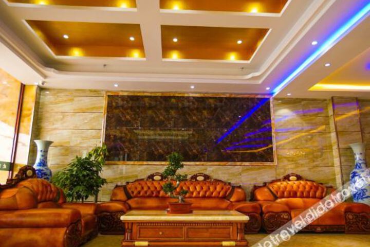 Hotel Interior 8 of 14