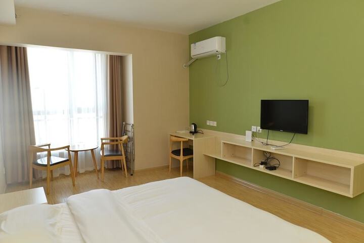 Room 22 of 26