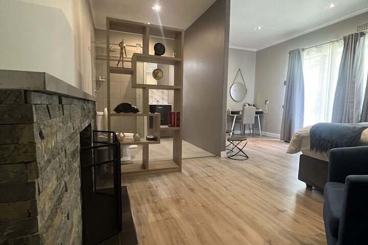 Room 35 of 69
