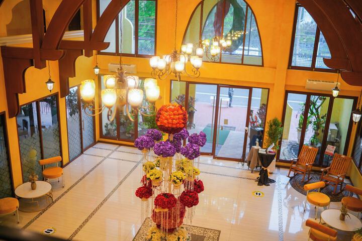 Guest Lobby