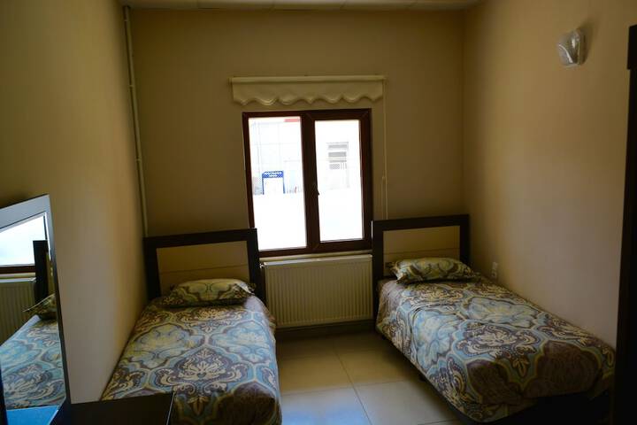 Room 4 of 20