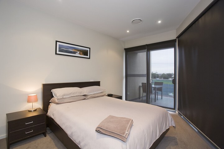 Room 12 of 30