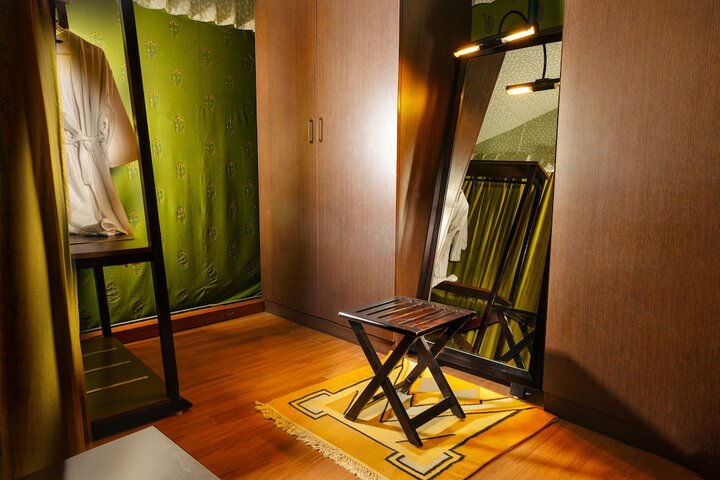 Room 23 of 125