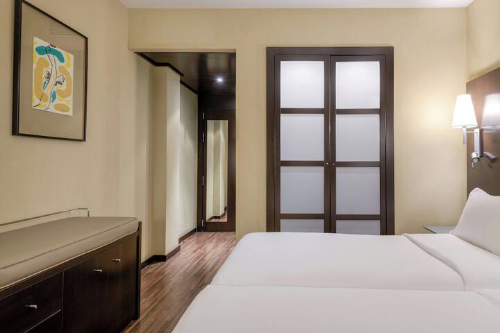 Room 14 of 44