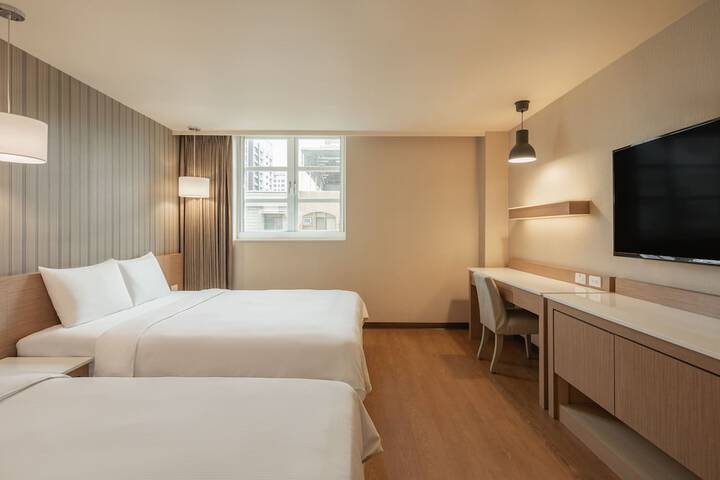 Room 8 of 55