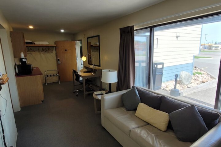 Room 36 of 51