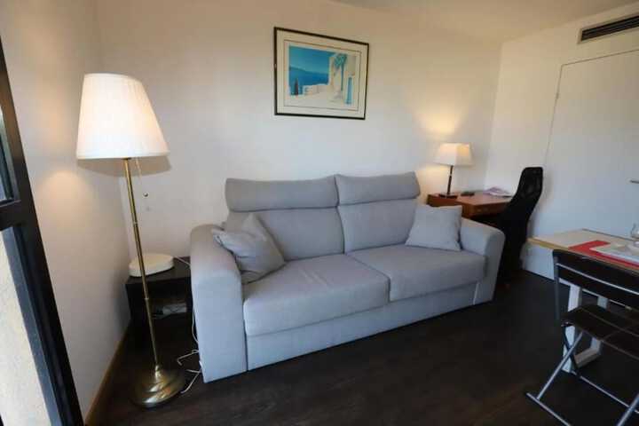 Room 29 of 53