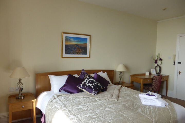 Room 5 of 39