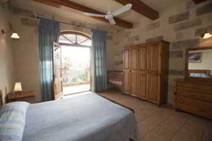 Room 3 of 12