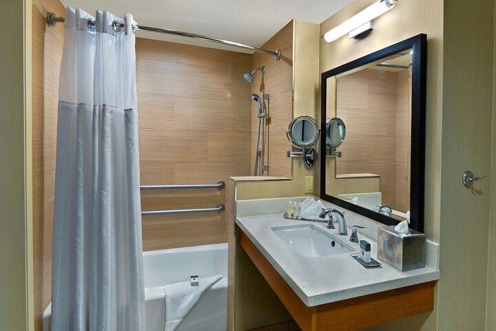 Bathroom shower