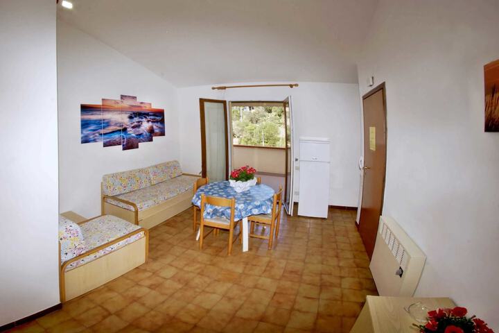 Room 14 of 85