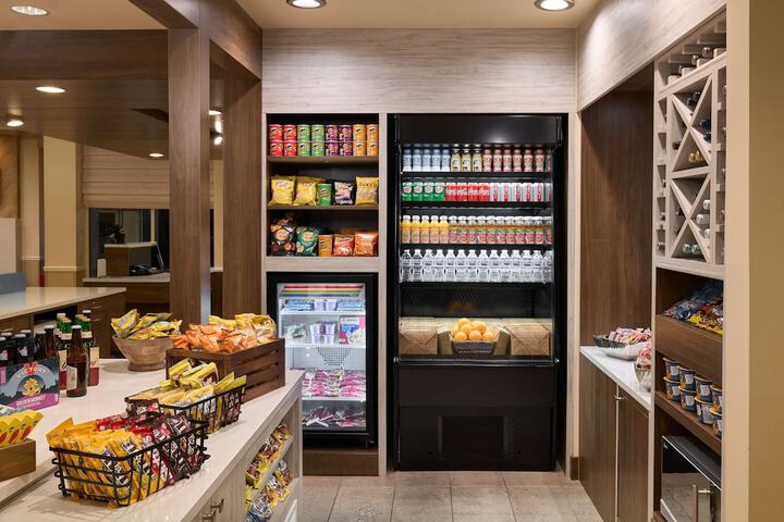 Snack bar