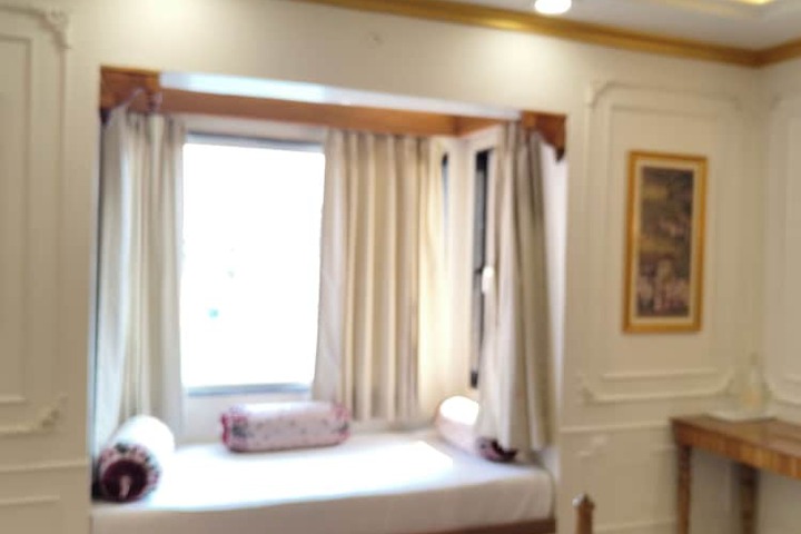 Room 119 of 159