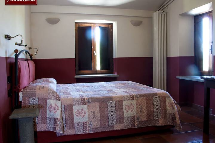 Room 5 of 29