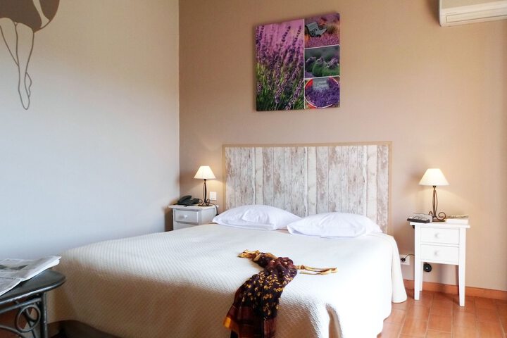 Room 17 of 54